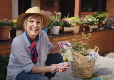 Ivana Milikić u reklami za Maxi