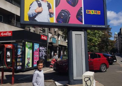 Select mališani u kampanji za Dexyco