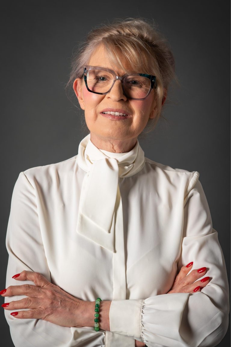 EVA H.