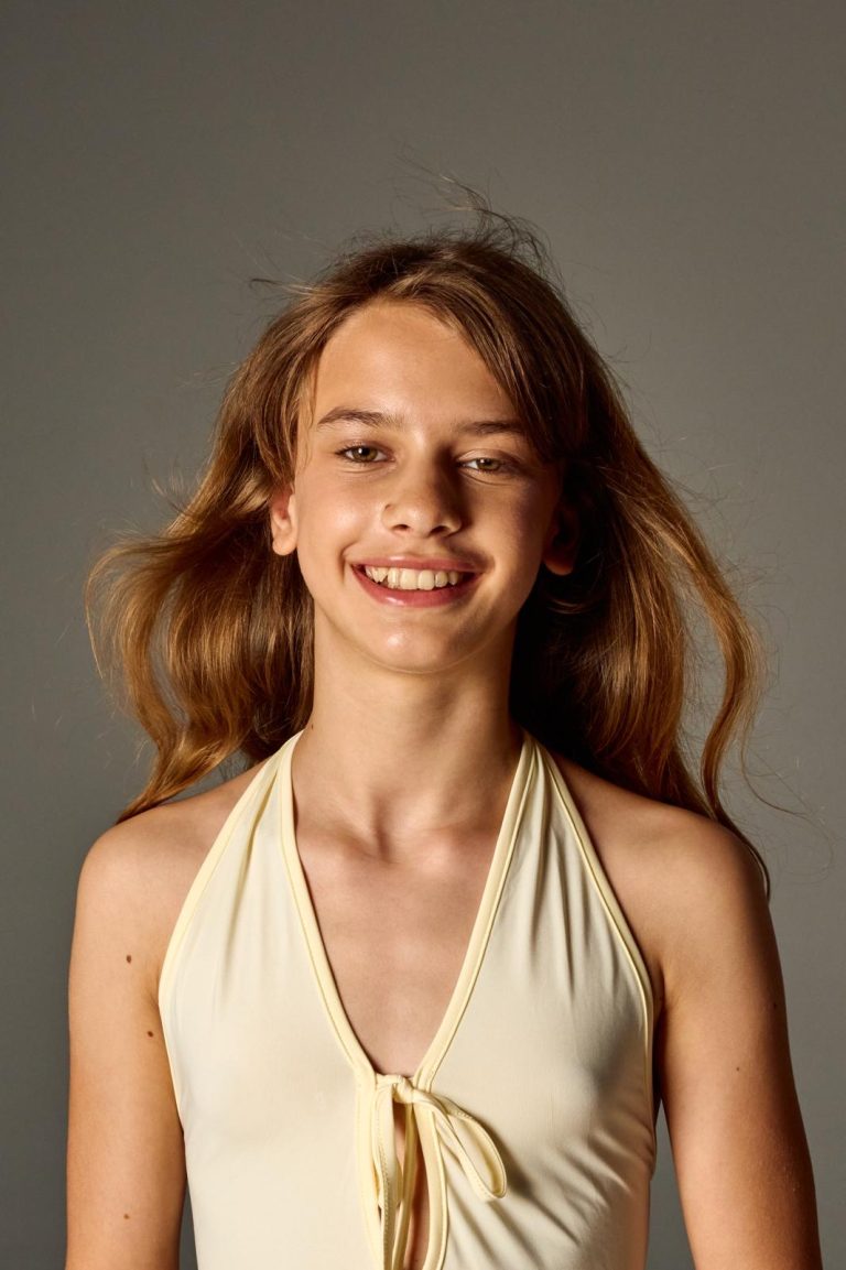 DUNJA Đ.